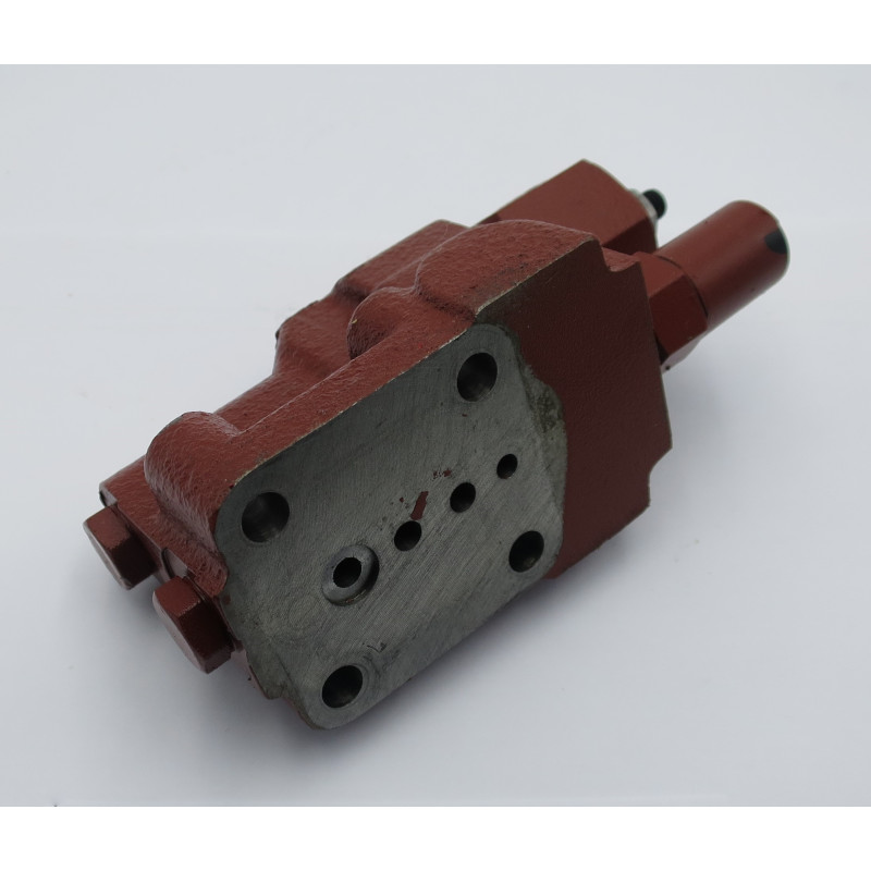 PRESSURE COMPENSATOR FOR RCQ